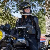 Bell Bullitt Black/Gold vel. L
