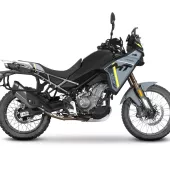Zestaw montażowy Shad 4P SYSTEM CF MOTO 450 MT 2024