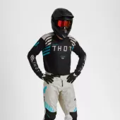 Thor 0110 - 8888 Fleet helma blackout vel. L