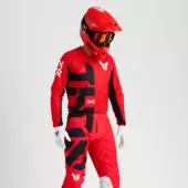 Thor 0110 - 8906 Fleet Forge helma red vel.M