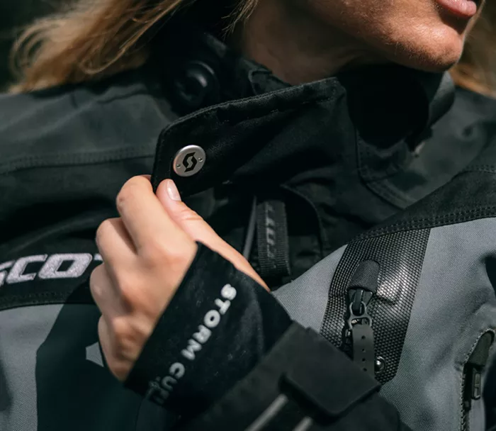 SCOTT Jacket W's Priority GTX black/iron grey