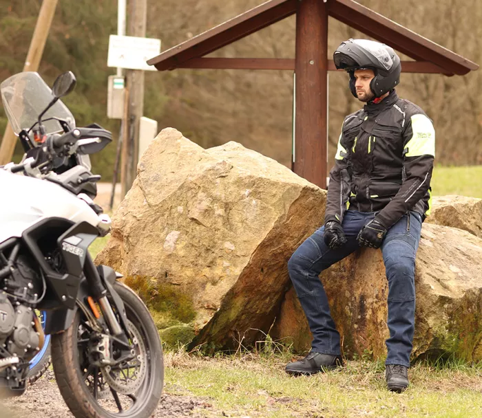 Dżinsy Kevlar na motocyklu Trilobite 661 Parado granatowy SLIM Wersja rozszerzona