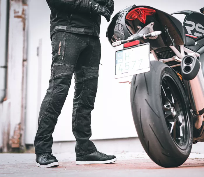Jeansy Kevlar motocyklowe Trilobite 661 Parado czarne SLIM
