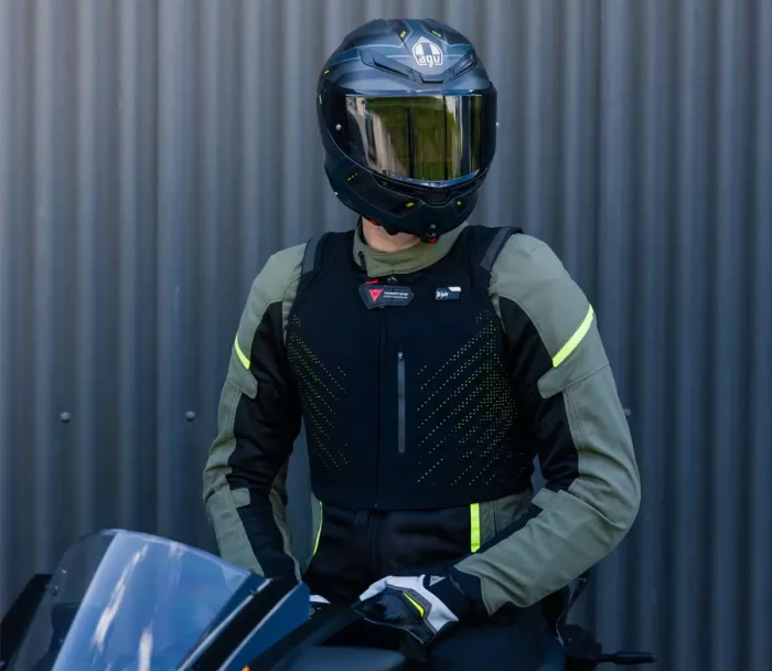 Kamizelka z poduszką powietrzną Dainese SMART AIR black +certyfikowany serwis poduszek powietrznych