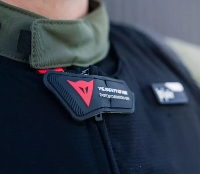 Kamizelka z poduszką powietrzną Dainese SMART AIR black +certyfikowany serwis poduszek powietrznych