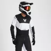 Thor 0111 - 1686 Youth Fleet Storm helma black/white vel.S