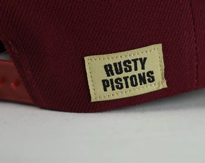 Czapka Rusty Pistons Vernon red